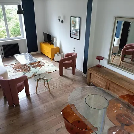 Maison Au Calme, Proche Du Centre De *