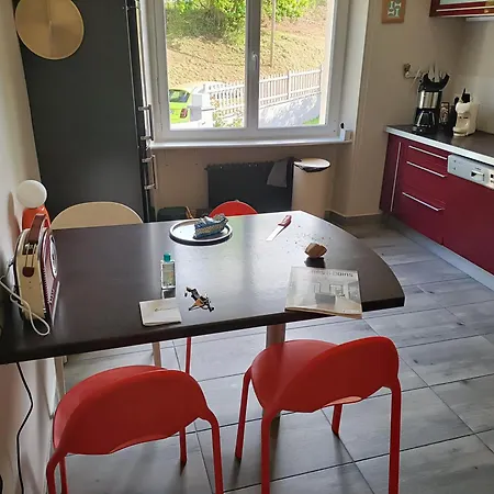 Maison Au Calme, Proche Du Centre De Landerneau