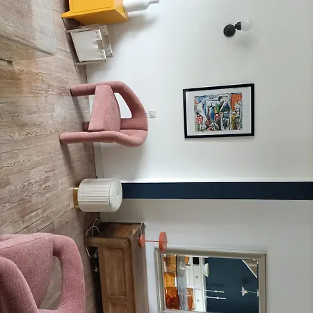 Maison Au Calme, Proche Du Centre De Holiday home Landerneau