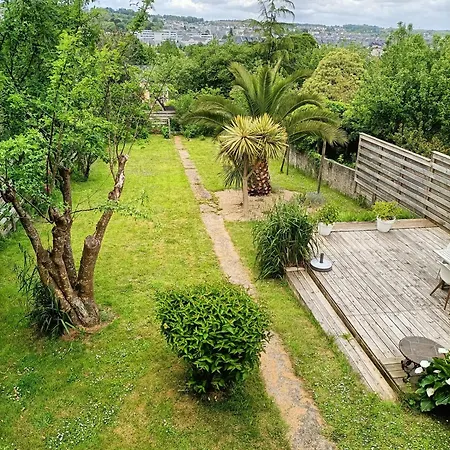 Holiday home Maison Au Calme, Proche Du Centre De *